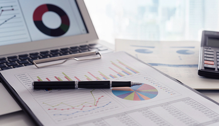 Financial Graphs and Charts